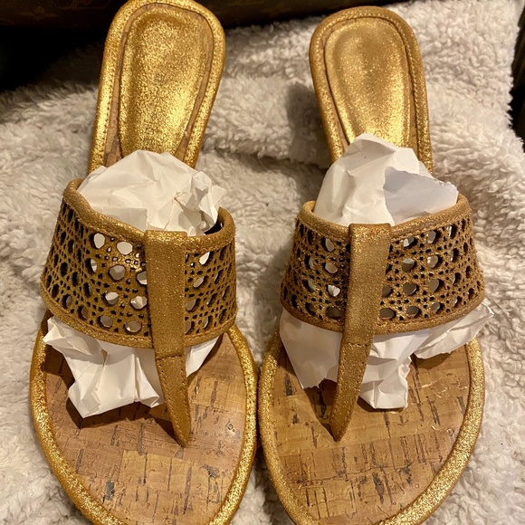 Tommy Hilfiger Shoes - Tommy Hilfiger Gold Wedge Thong Sandals Size 6